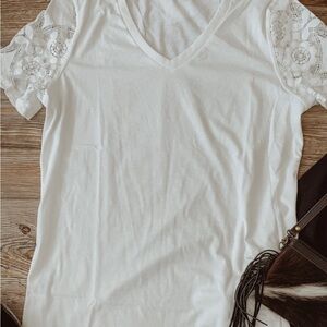 AMPERSAND AVE Ivory Lace Sleeve Tee